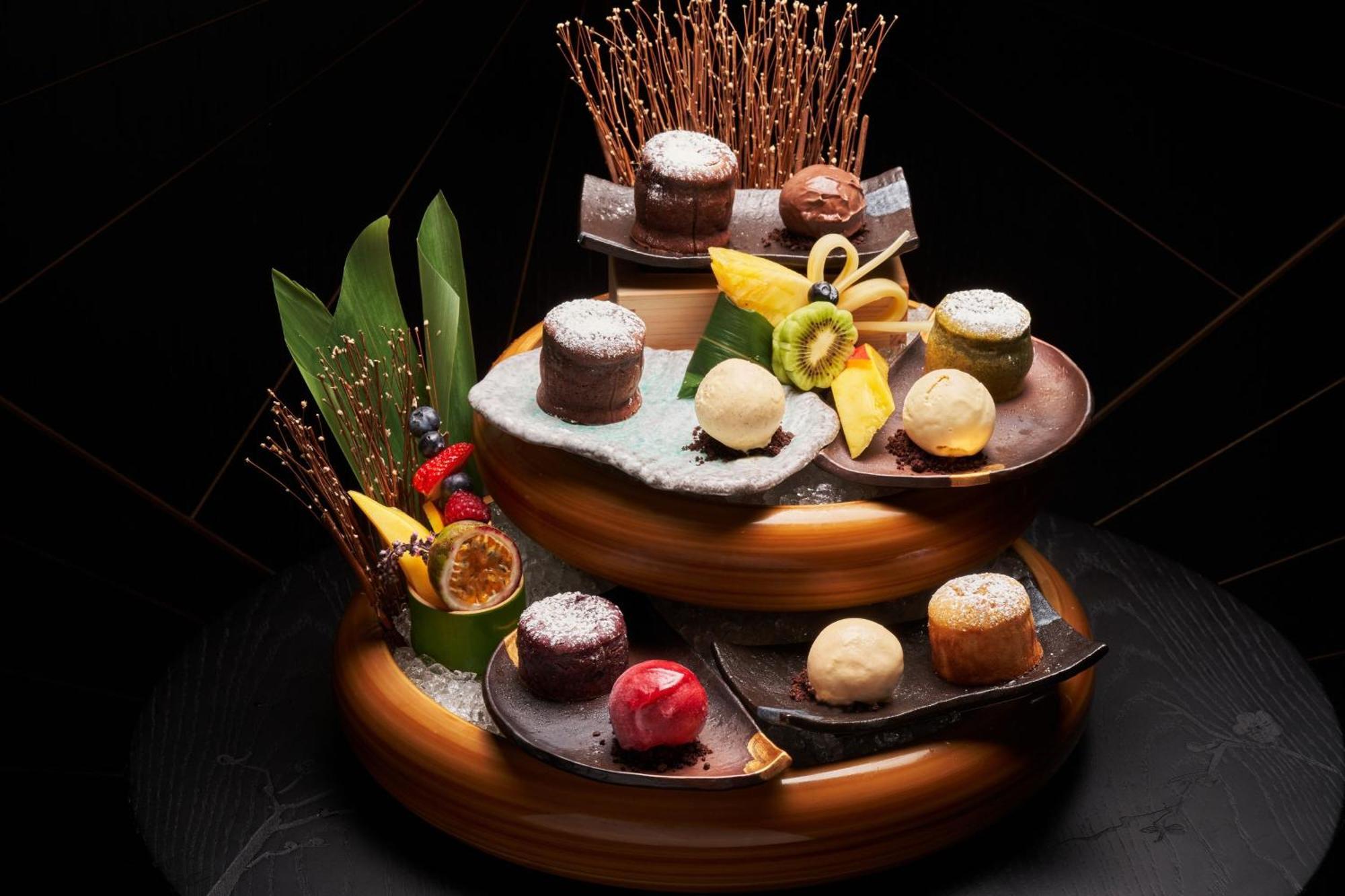 Marriott Resort Palm Jumeirah, Dubaj Zewnętrze zdjęcie A selection of chocolate truffles