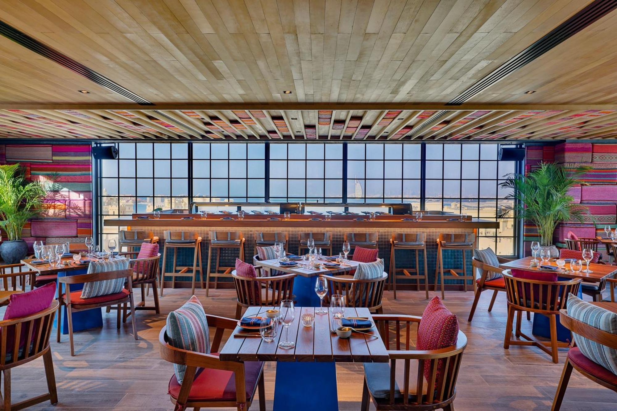 Marriott Resort Palm Jumeirah, Dubaj Zewnętrze zdjęcie The interior of the restaurant
